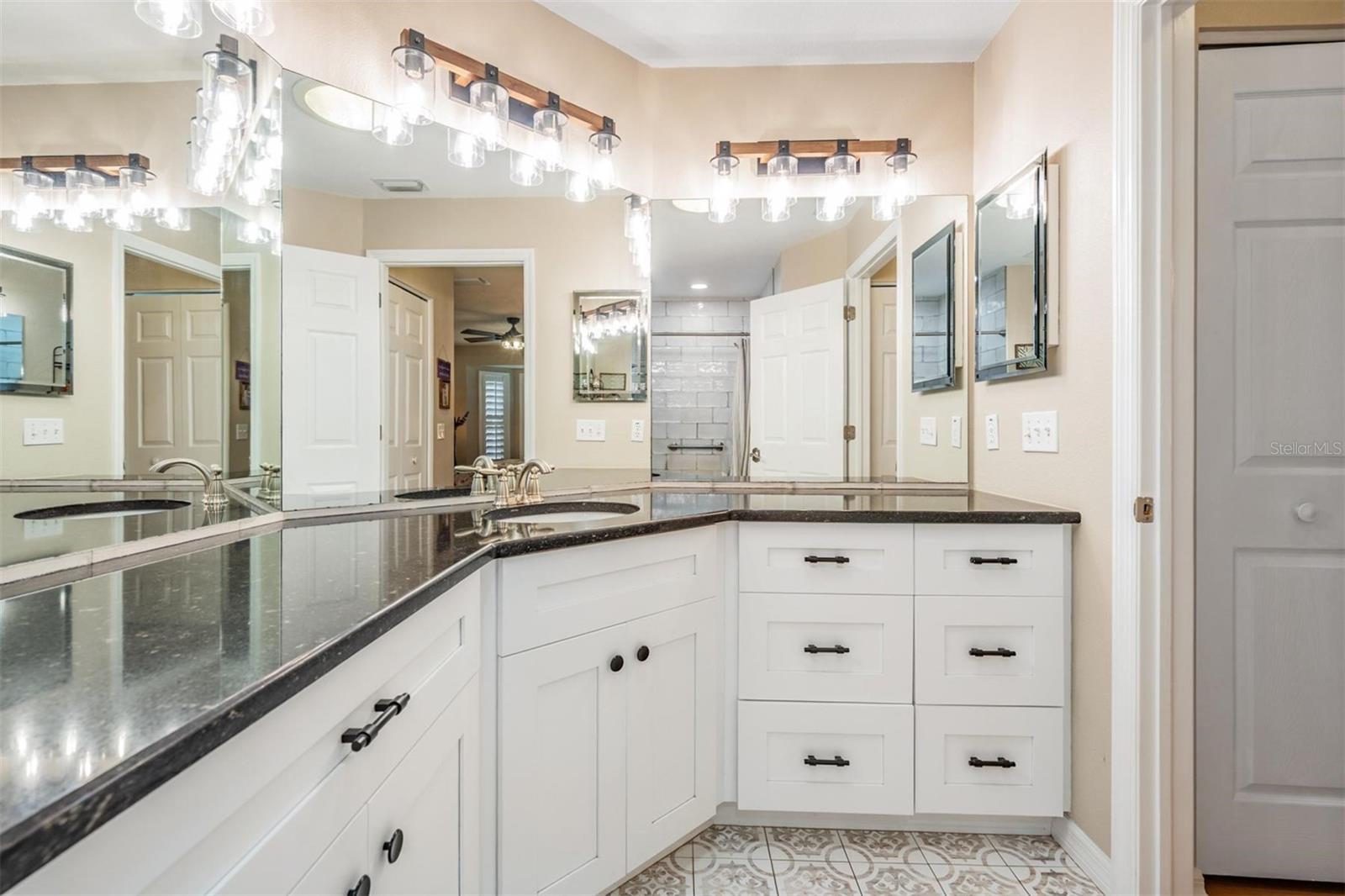 HERITAGE SPGS VILLAGE 05 - Residential