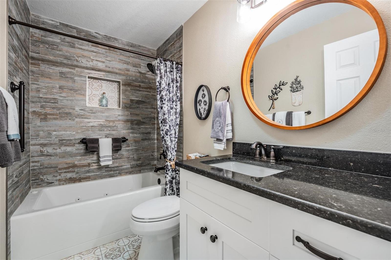 HERITAGE SPGS VILLAGE 05 - Residential