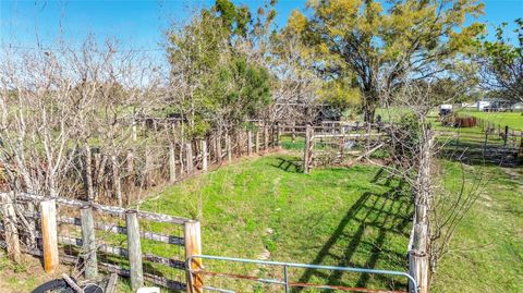 Tiny photo for 855 NE 107th Road, Oxford, FL 34484 (MLS # TB8486454)