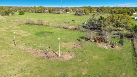 Tiny photo for 855 NE 107th Road, Oxford, FL 34484 (MLS # TB8486454)