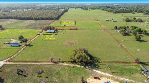 Tiny photo for 855 NE 107th Road, Oxford, FL 34484 (MLS # TB8486454)
