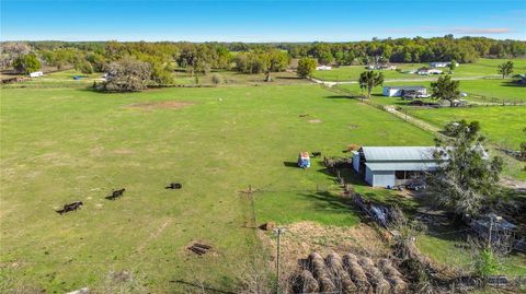 Tiny photo for 855 NE 107th Road, Oxford, FL 34484 (MLS # TB8486454)