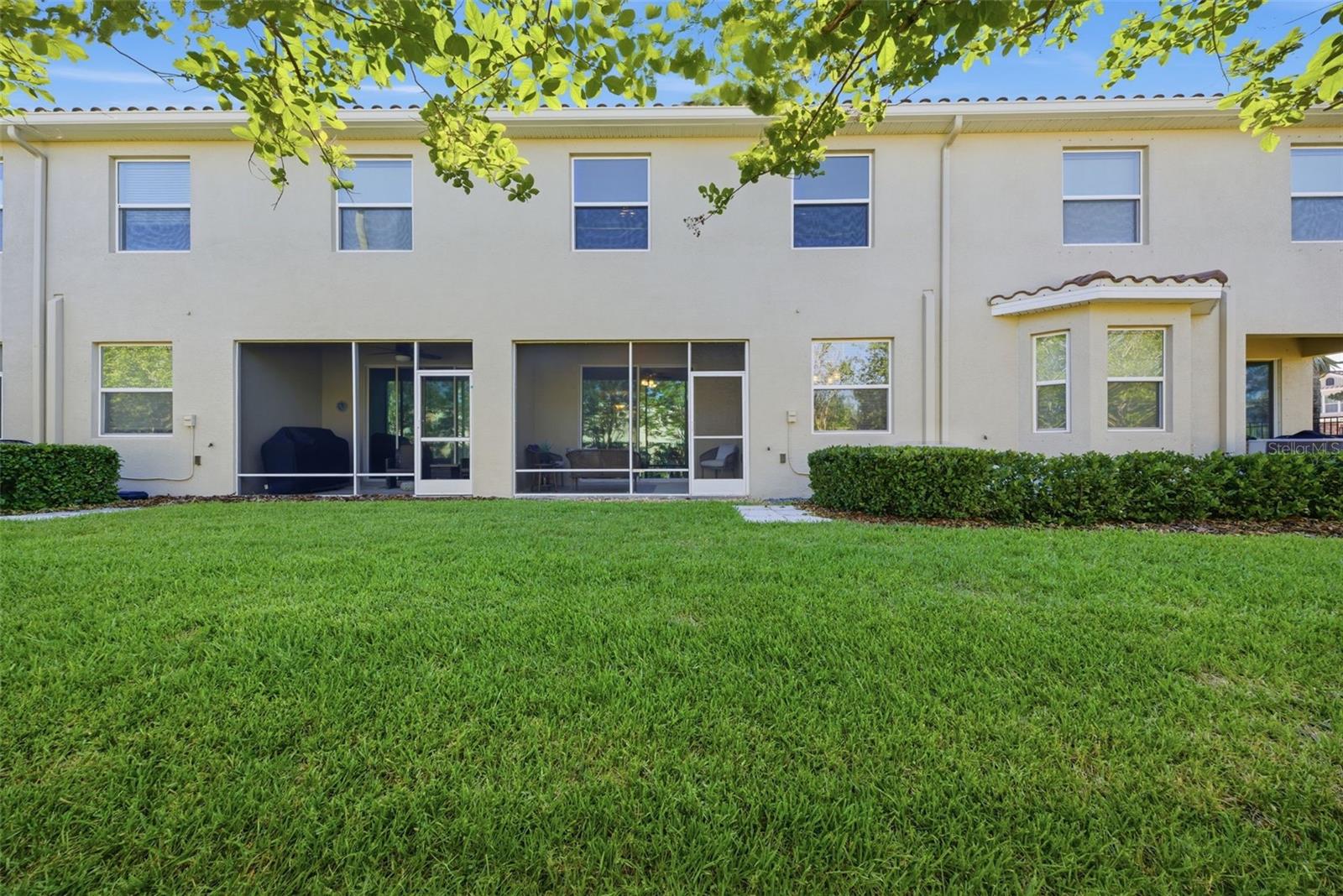COLONNADE - Residential