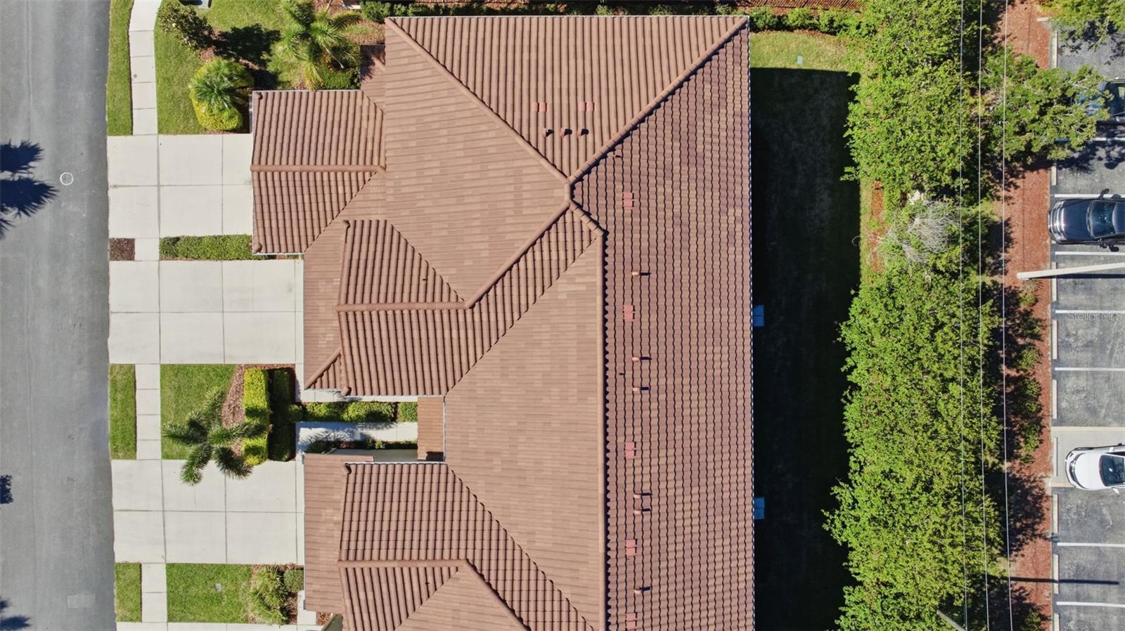 COLONNADE - Residential