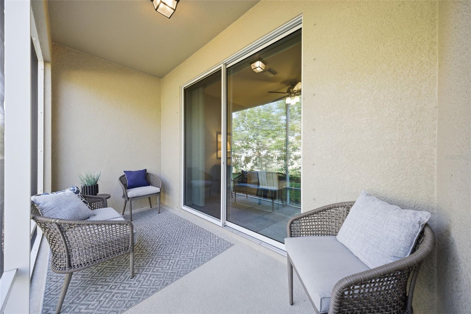 COLONNADE - Residential