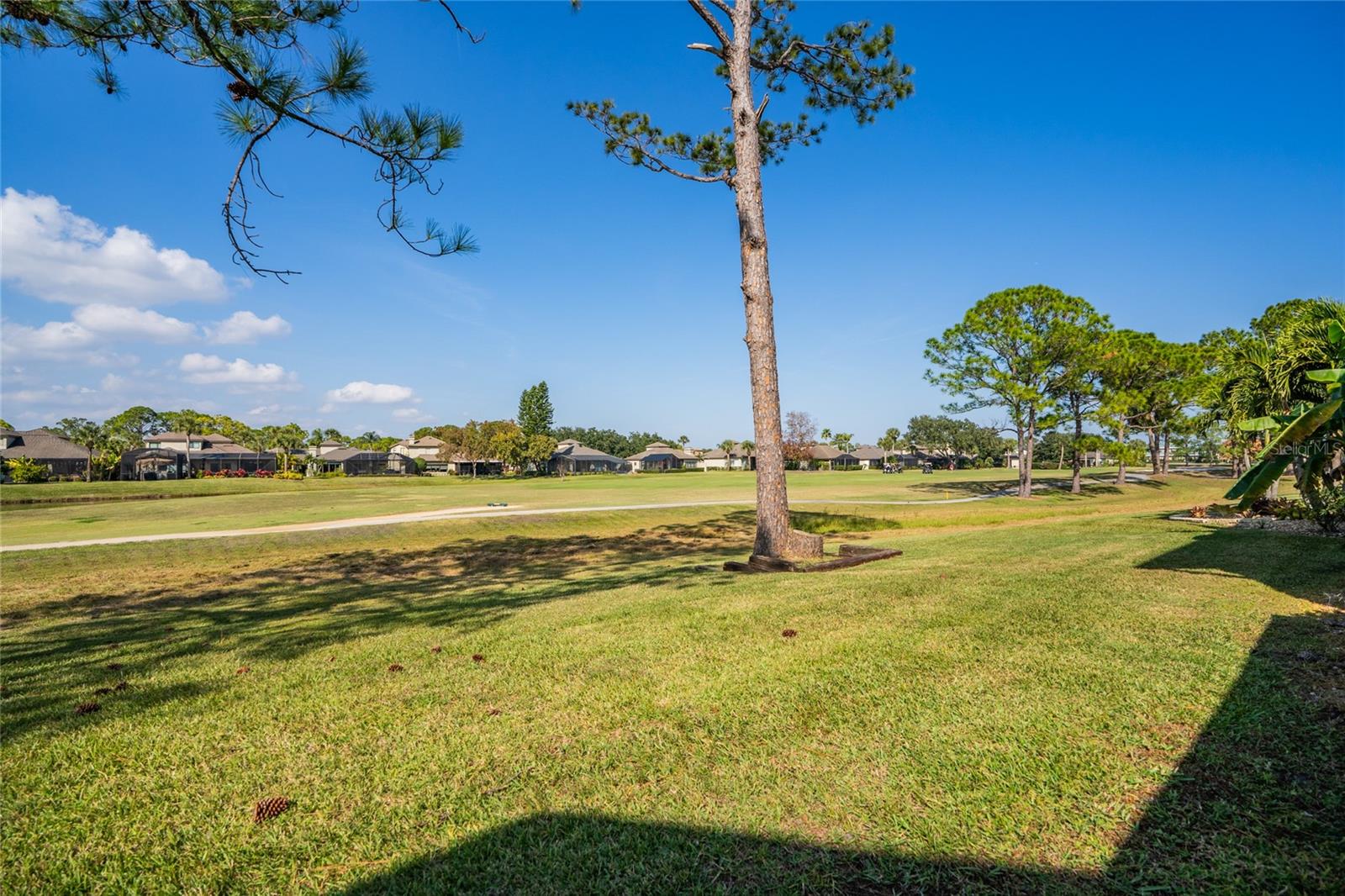 FAIRWAY CHASE CONDO PH 01-08 - Residential