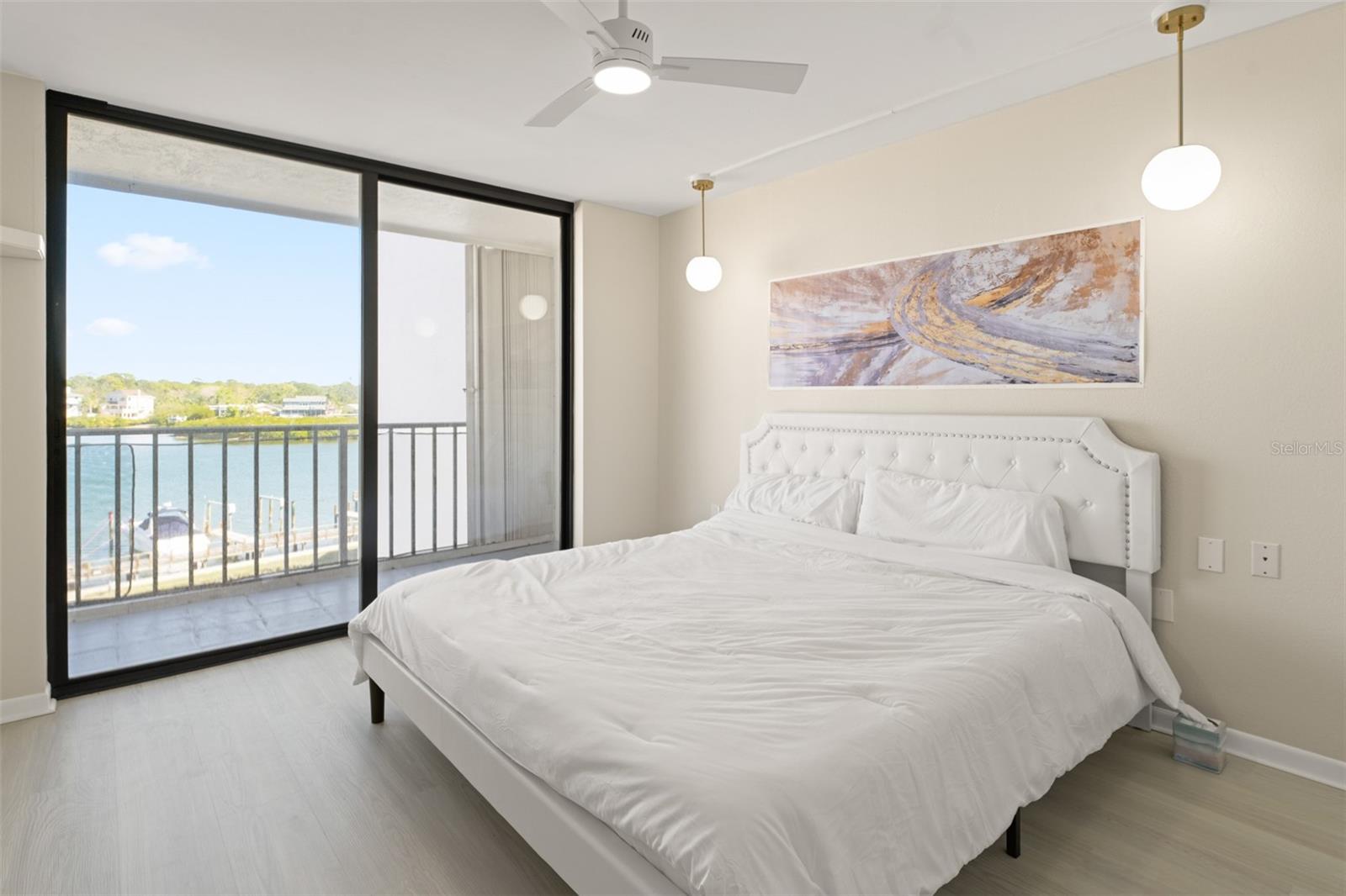 19111 VISTA BAY DRIVE 401