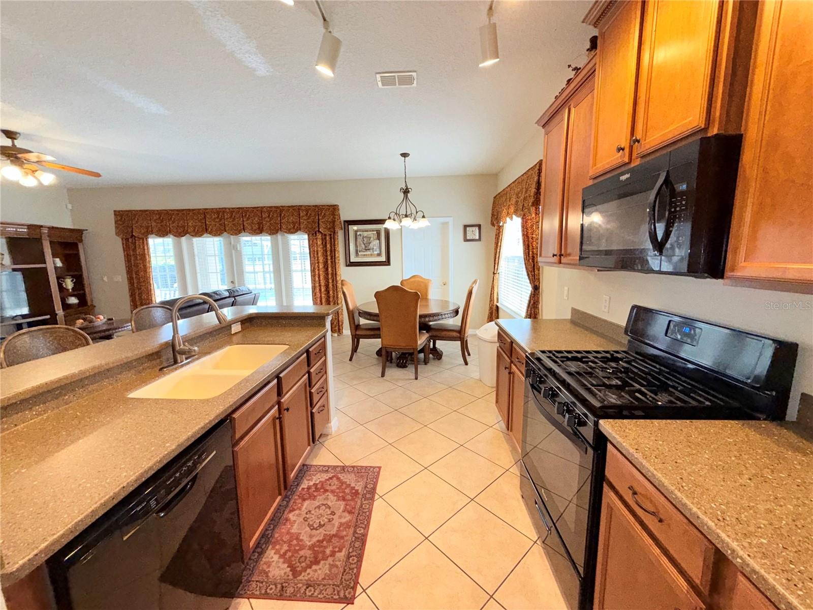 8031 ACADIA ESTATES COURT