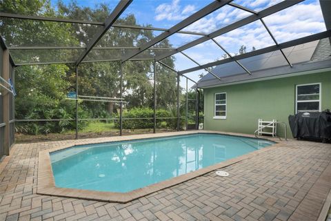 A home in WINTER HAVEN