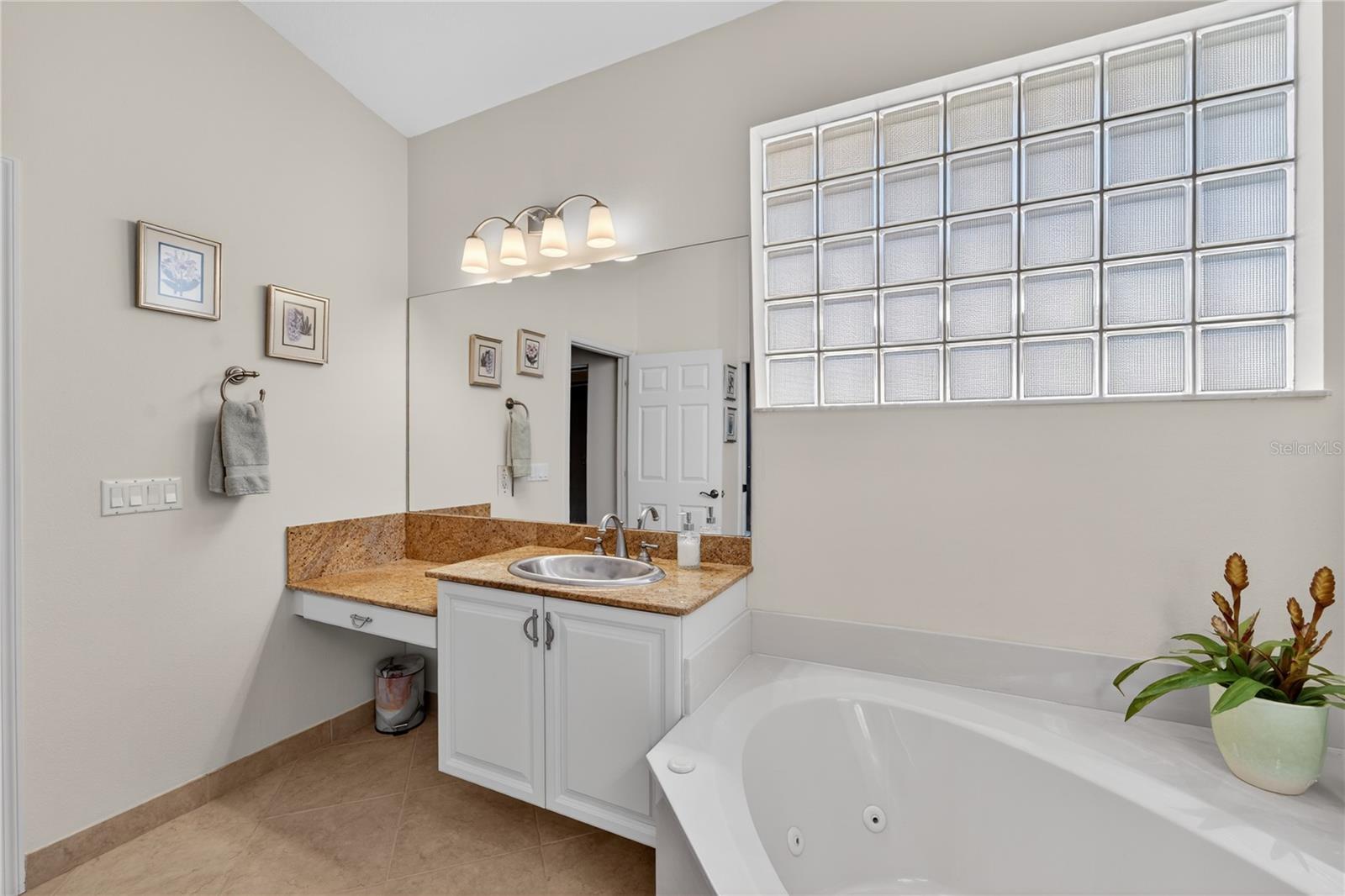 CASCADES AT SARASOTA PH IIIA - Residential