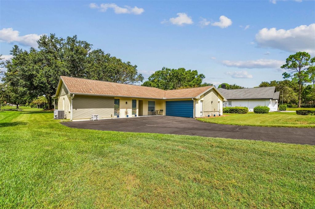 Photo of 5319 Saddlebrook Way, Wesley Chapel, FL 33543 (MLS # TB8417557)