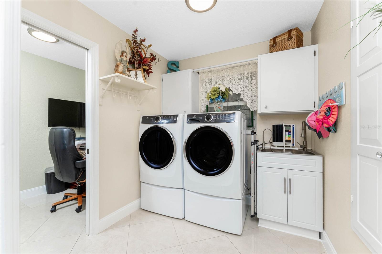 PUNTA GORDA ISLES SEC 05 - Residential