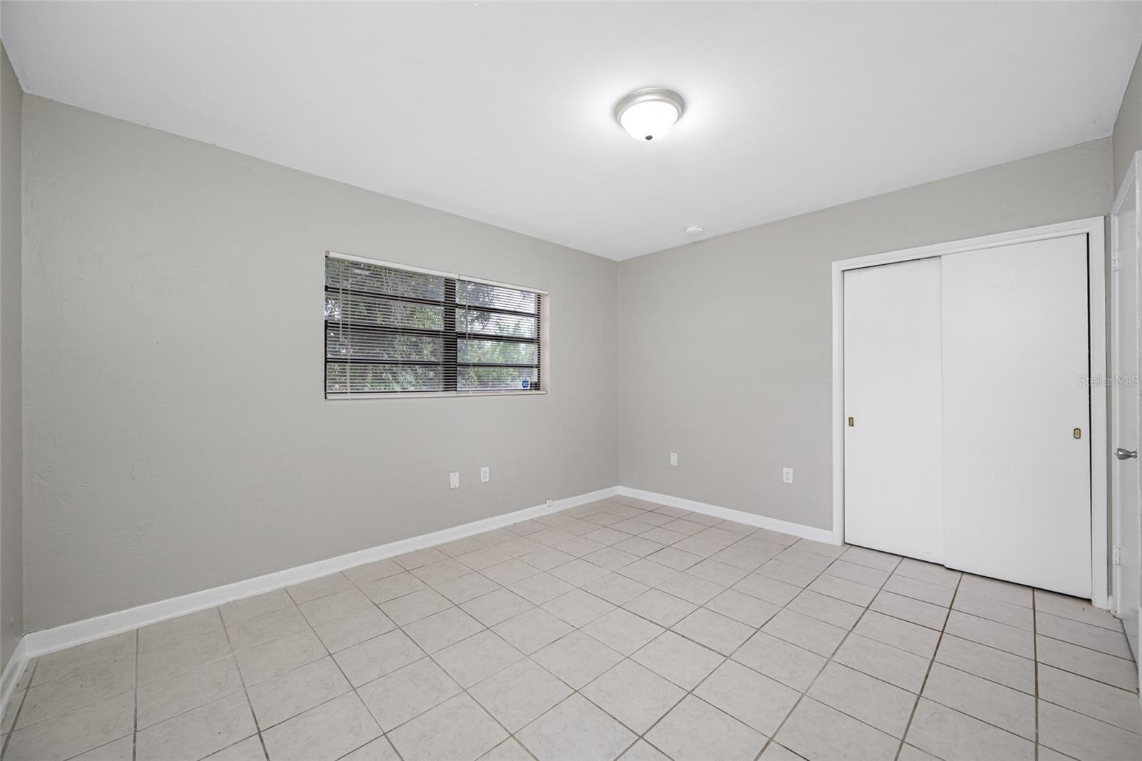 SHIRLEY MANOR SUB - Residential