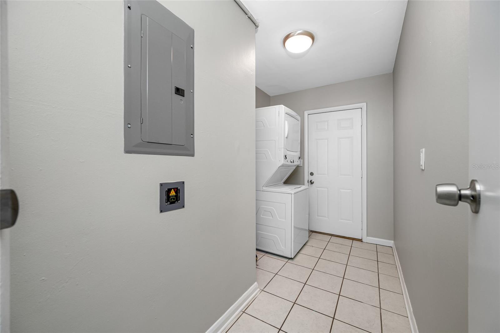 SHIRLEY MANOR SUB - Residential