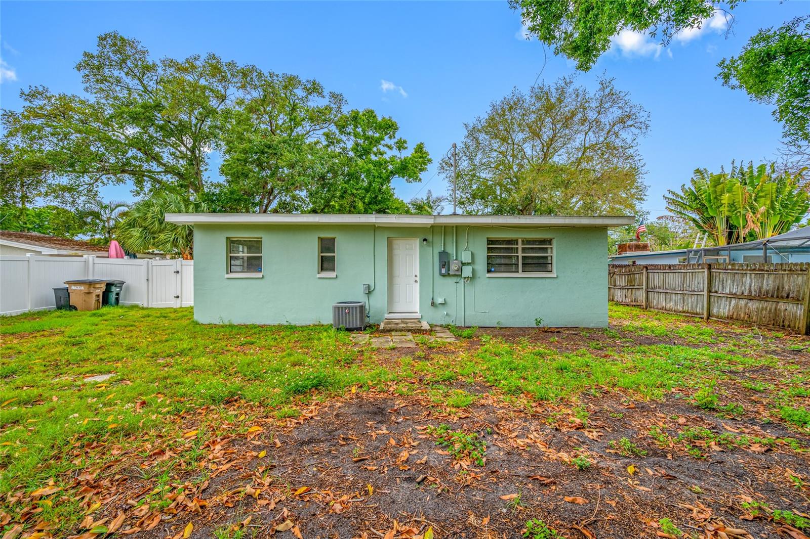 SHIRLEY MANOR SUB - Residential