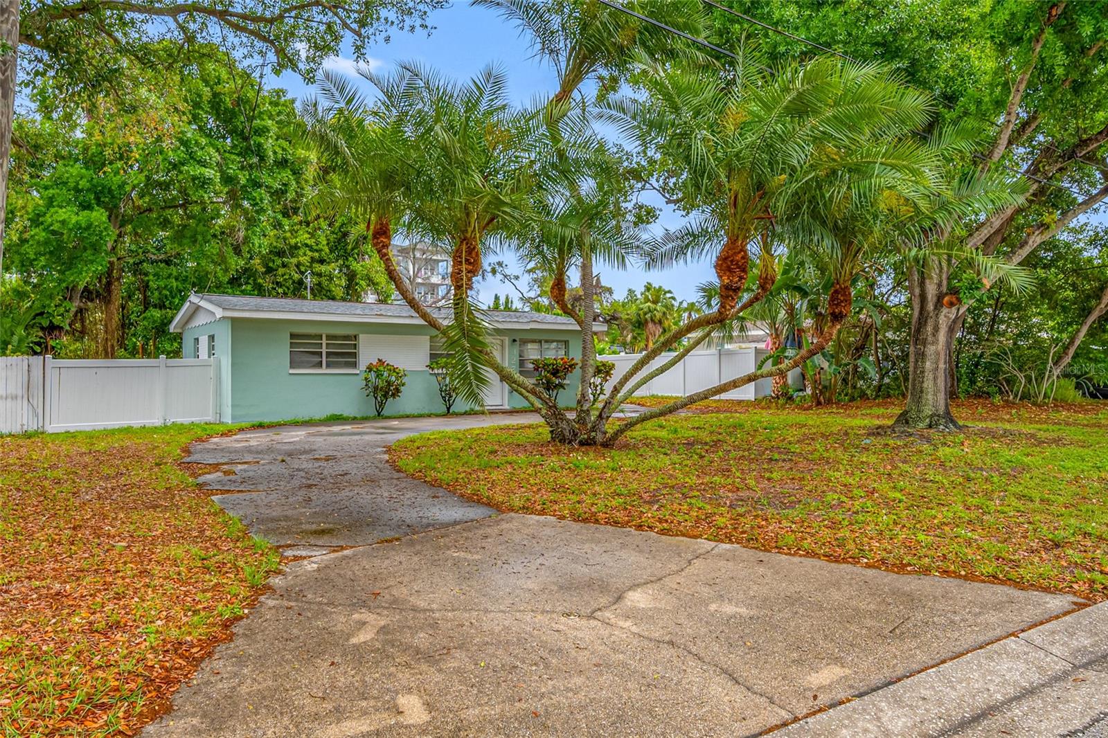 SHIRLEY MANOR SUB - Residential