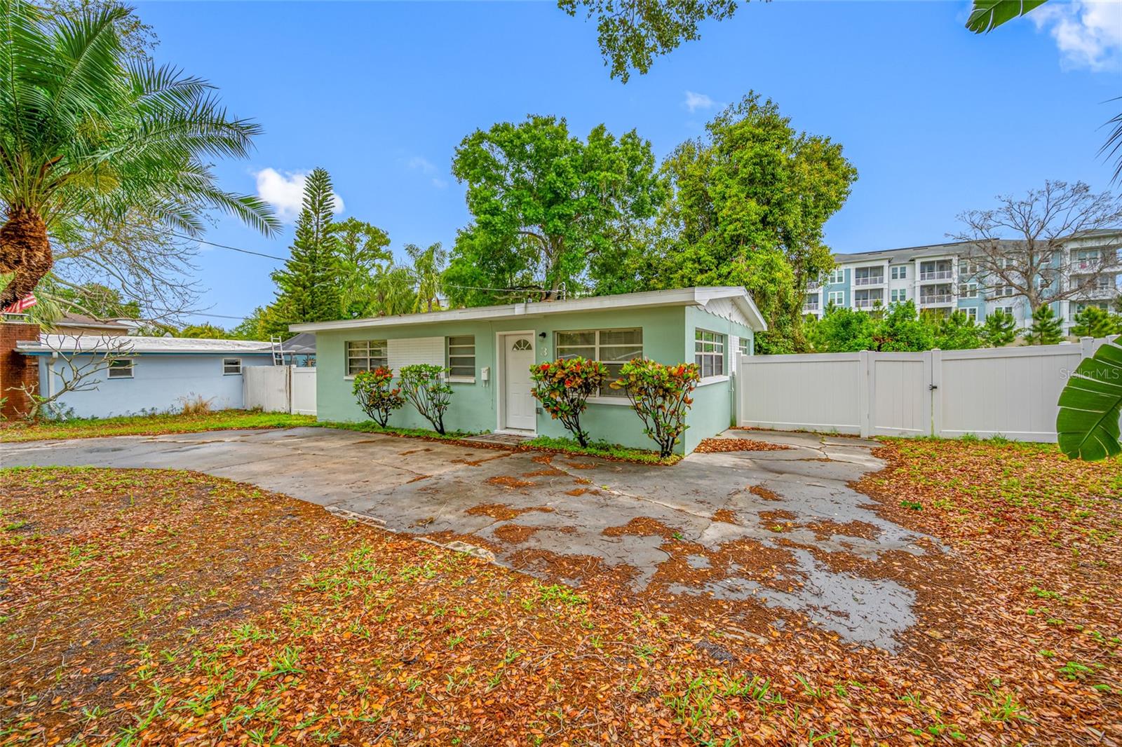 SHIRLEY MANOR SUB - Residential