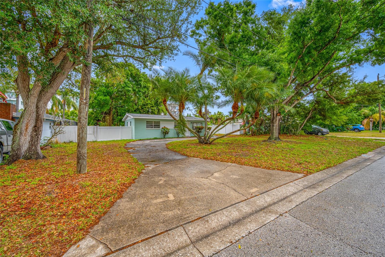 SHIRLEY MANOR SUB - Residential