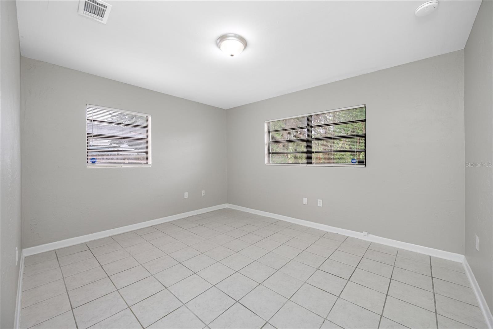 SHIRLEY MANOR SUB - Residential