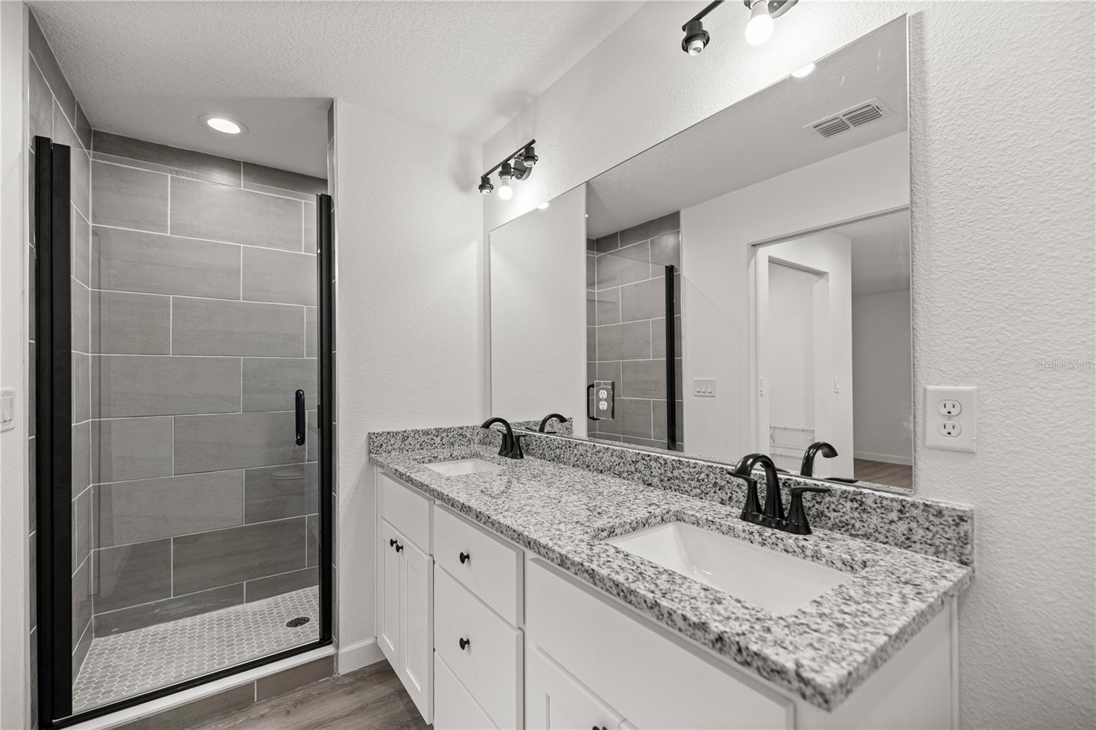 24125 NW FOXGLOVE LANE