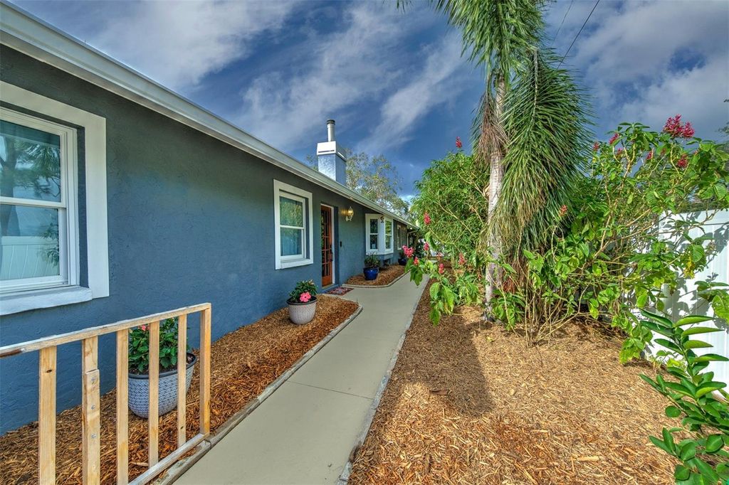 Photo of 2690 Temple Street, Sarasota, FL 34239 (MLS # A4695132)
