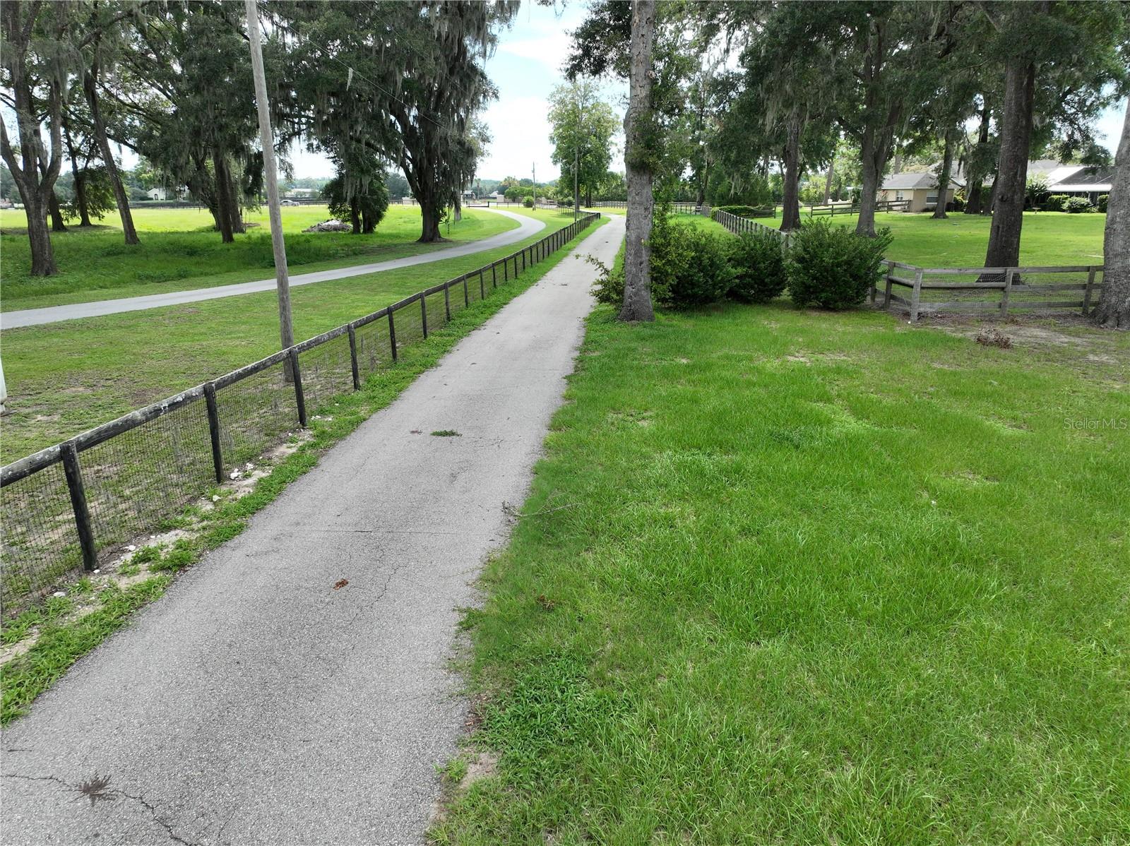 6925 NW HIGHWAY 225A