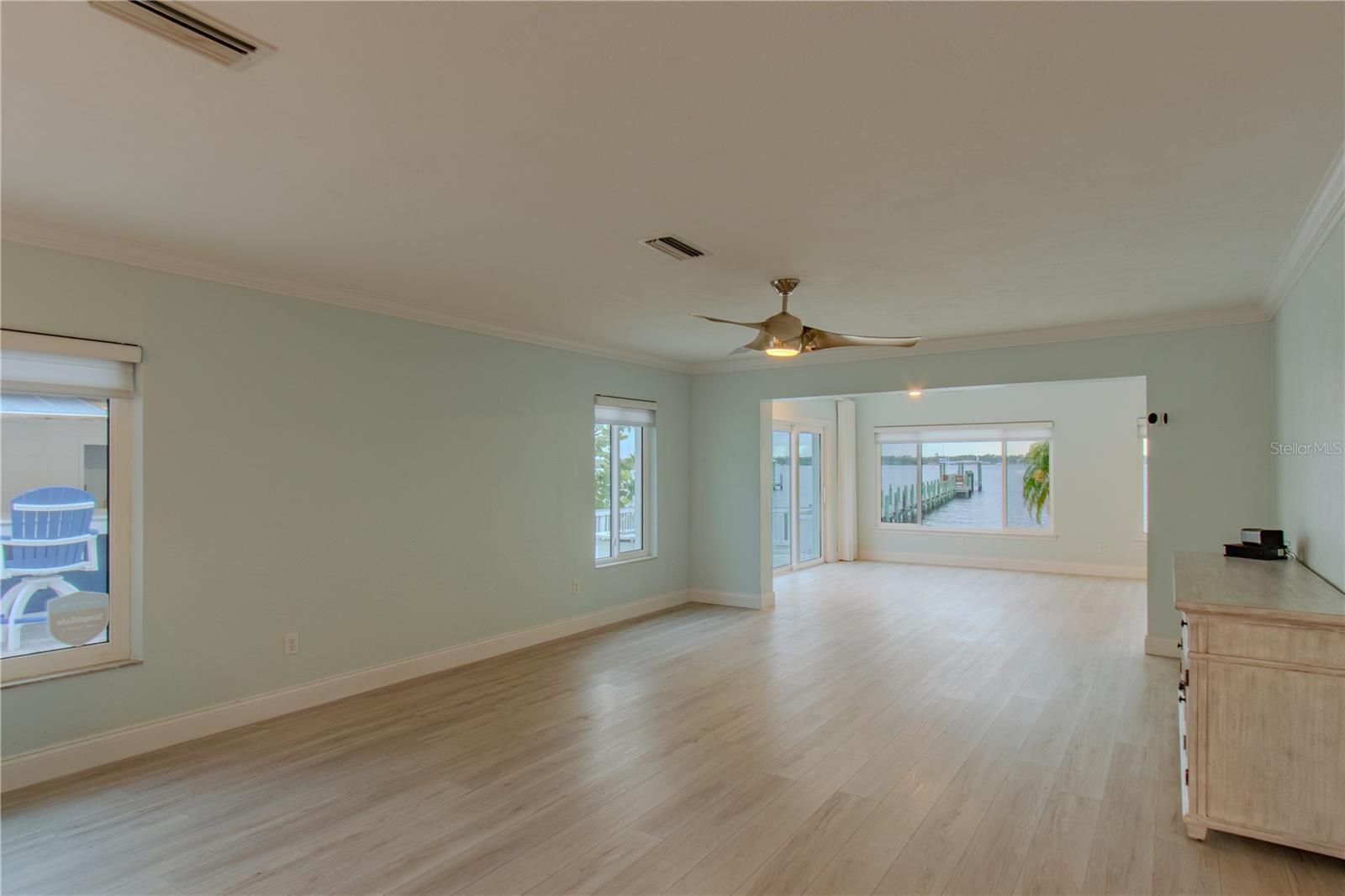 DOUGLAS NORTH ORITA - Residential