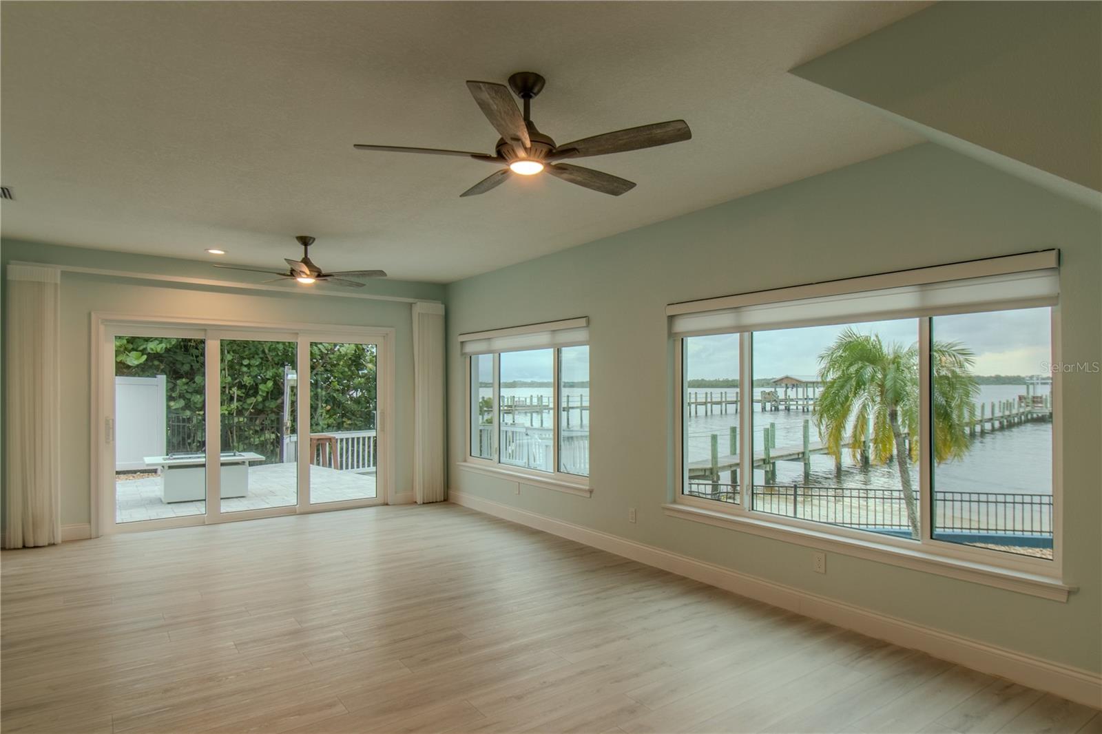 DOUGLAS NORTH ORITA - Residential