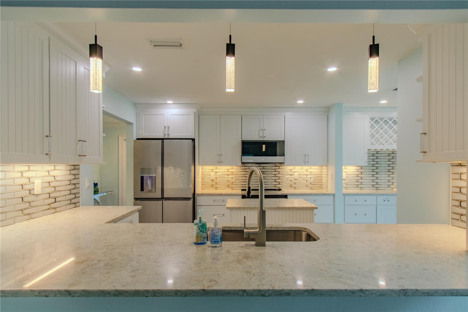 DOUGLAS NORTH ORITA - Residential