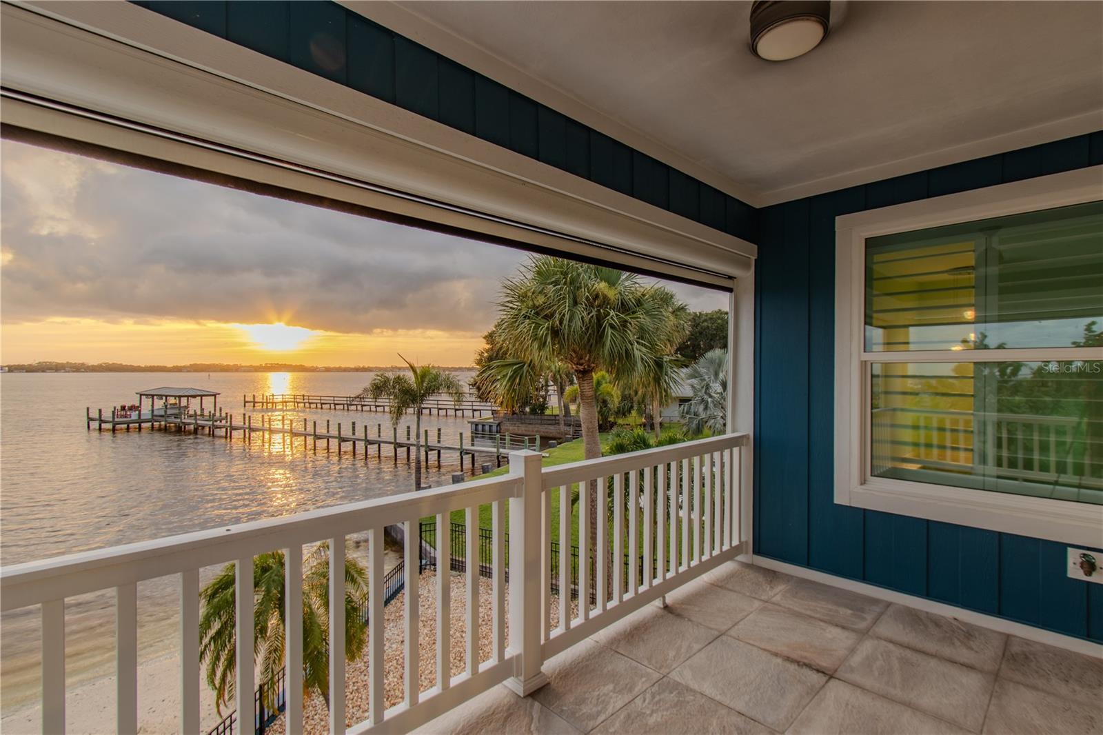DOUGLAS NORTH ORITA - Residential