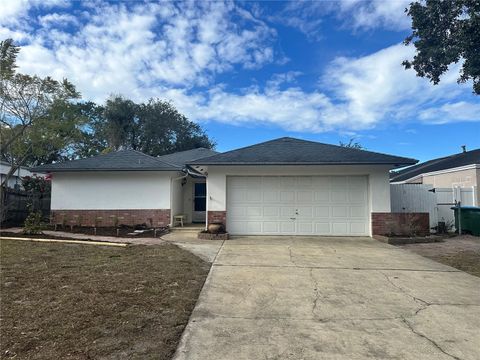 Photo of 202 Murphy Road, Winter Springs, FL 32708 (MLS # O6364359)