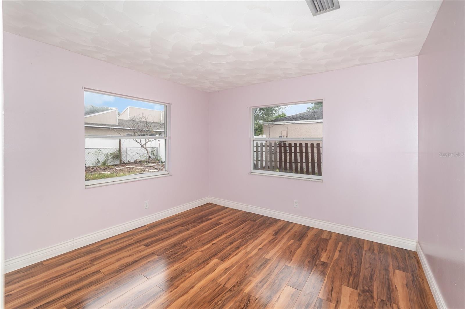 NORTH ORLANDO TERRACE UNIT 1 SEC 4 - Residential