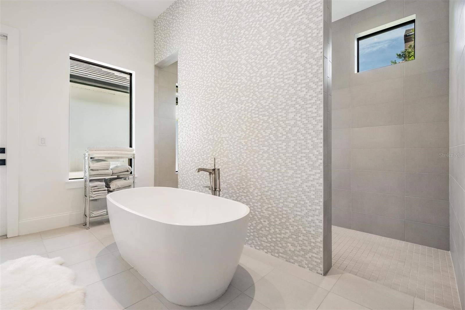 HIGHLANDS OF INNISBROOK - Residential