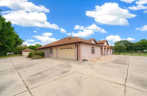 Tiny photo for 5085 SE 38th Street, Ocala, FL 34480 (MLS # OM722694)