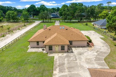 Tiny photo for 5085 SE 38th Street, Ocala, FL 34480 (MLS # OM722694)