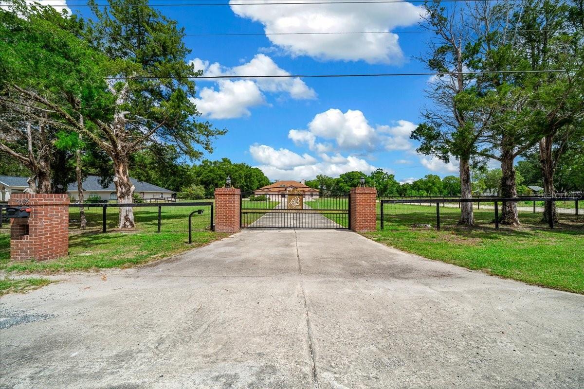 NON-SUBDIVISION - Residential