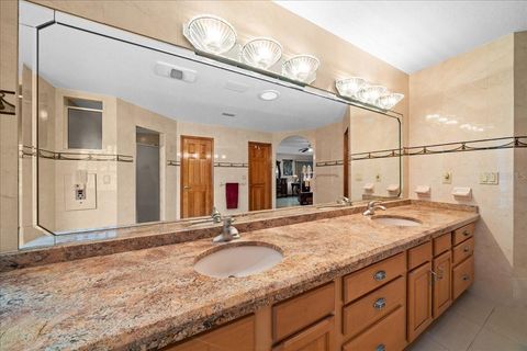 Tiny photo for 5085 SE 38th Street, Ocala, FL 34480 (MLS # OM722694)