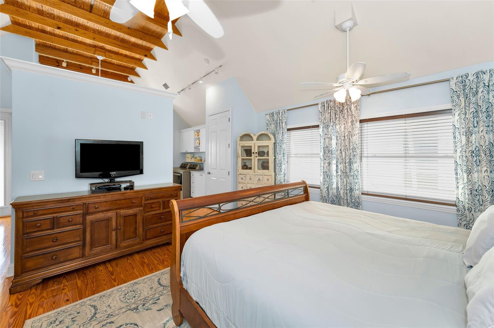 CONEY ISLAND - Residential