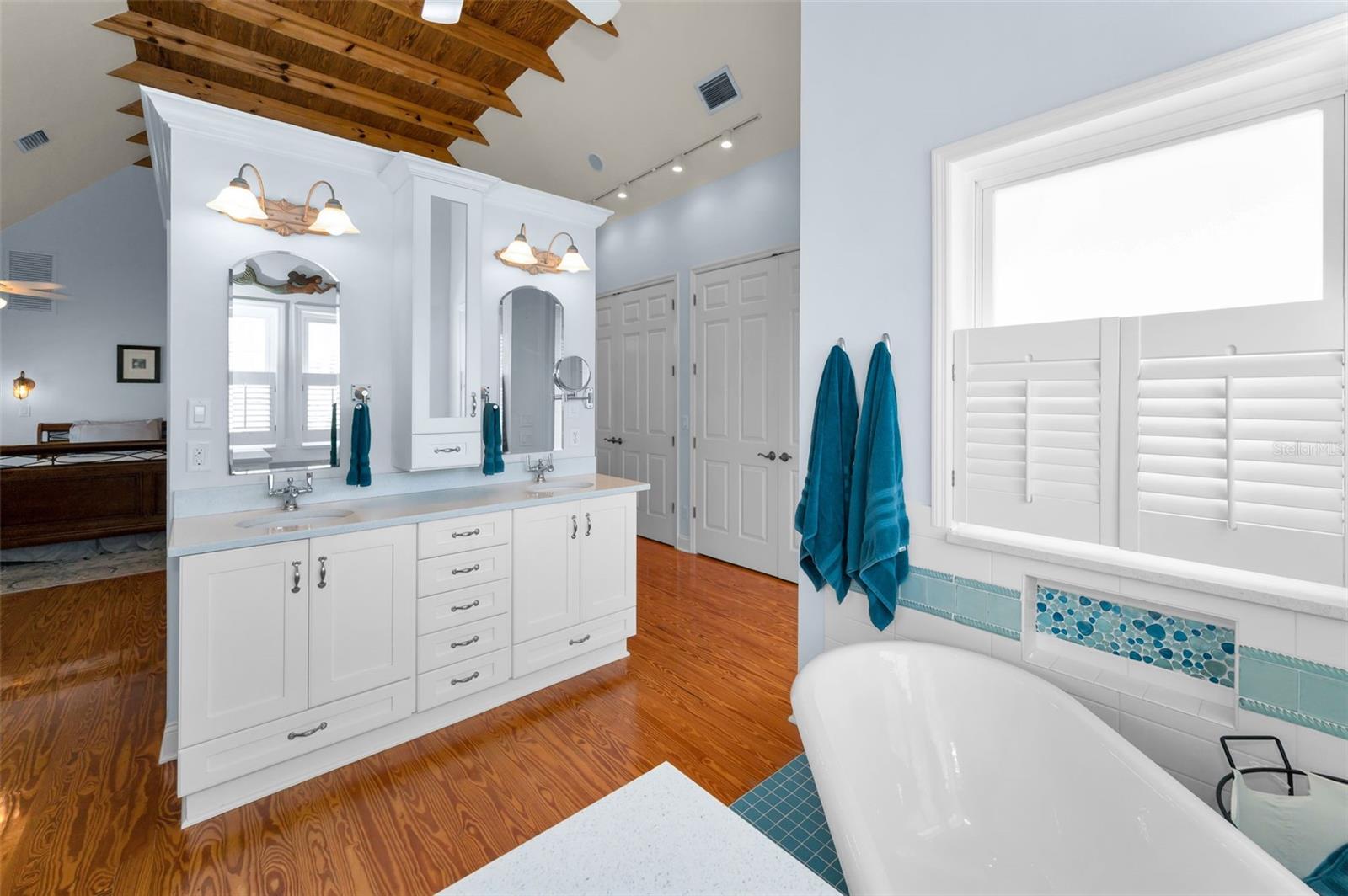 CONEY ISLAND - Residential