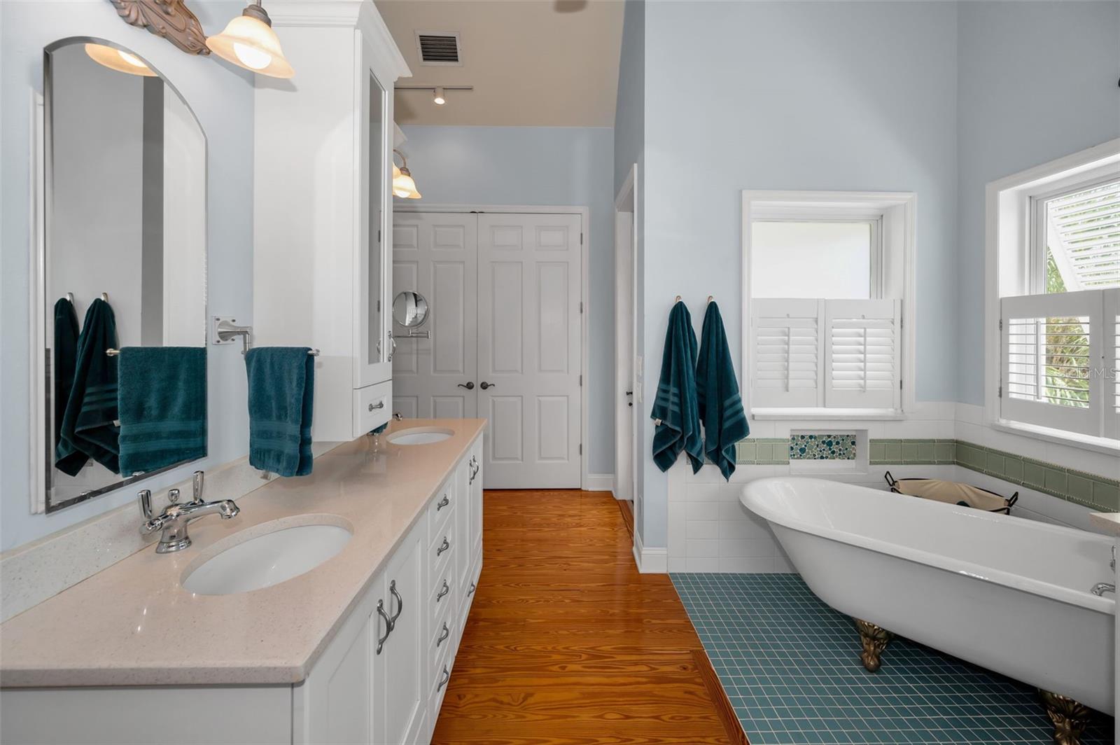 CONEY ISLAND - Residential
