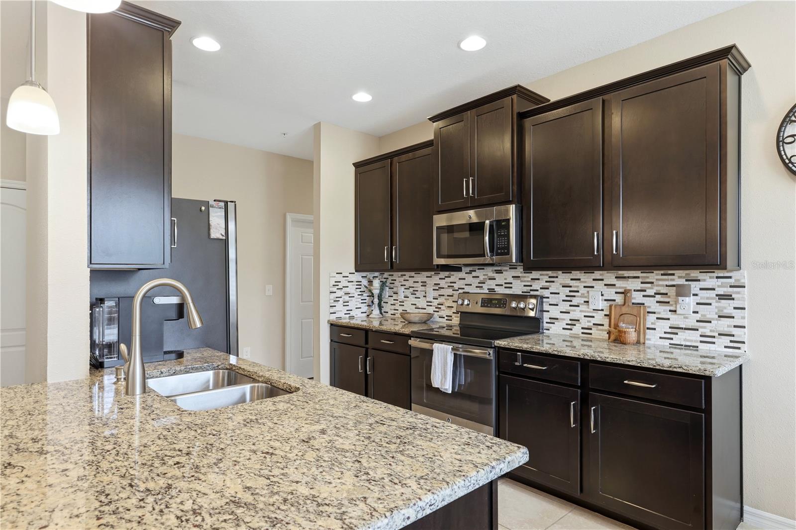 PALMER OAKS - Residential