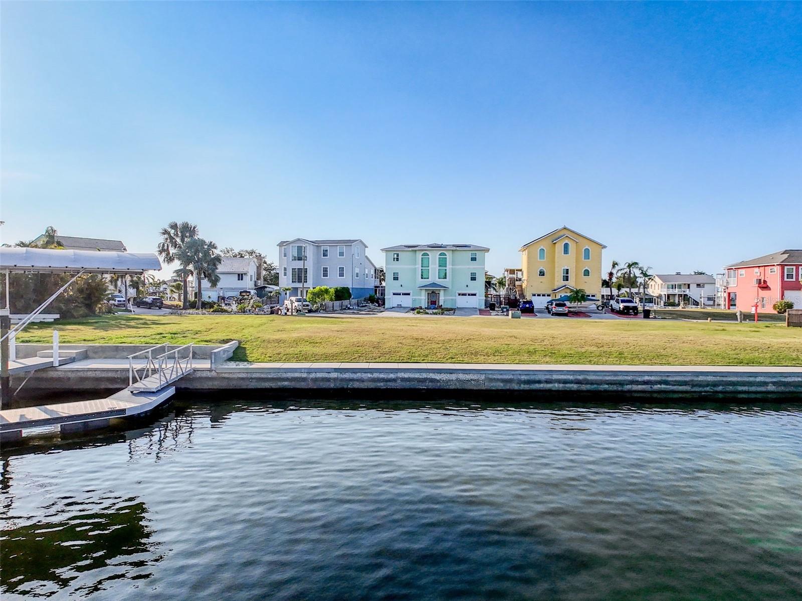 HUDSON BEACH ESTATES - Land