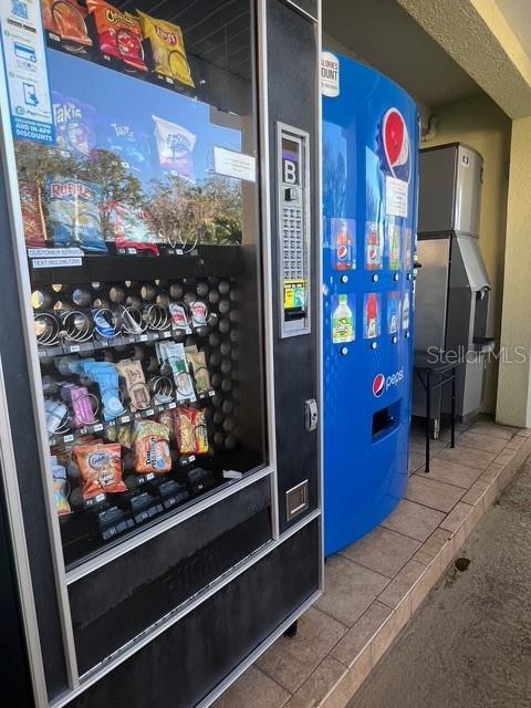 ISLAND RESORT AT MARINERS CLUB - Residential