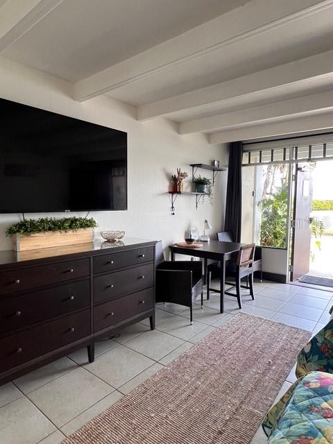 ISLAND RESORT AT MARINERS CLUB - Residential