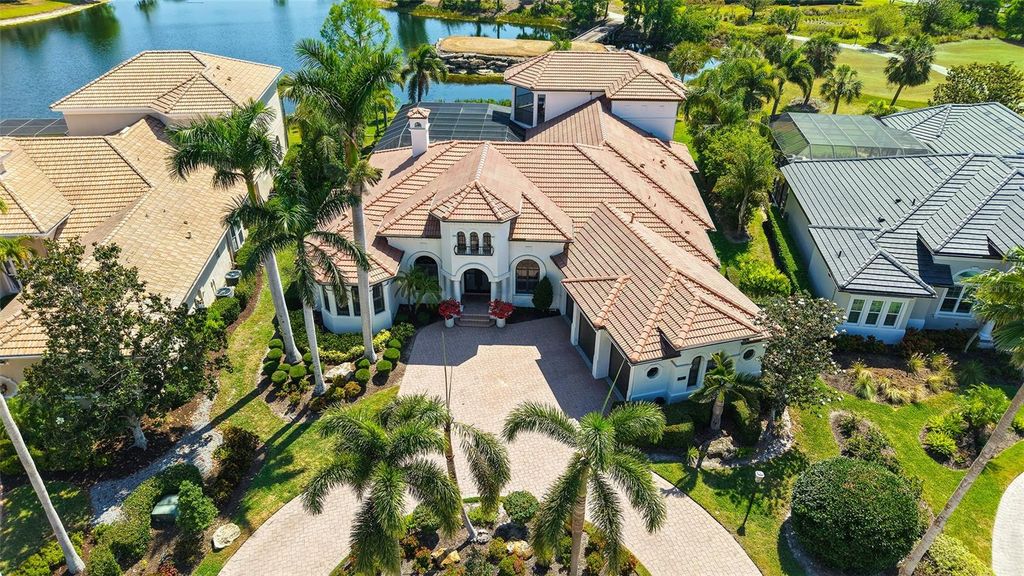 Photo of 6819 Dominion Lane, Lakewood Ranch, FL 34202 (MLS # A4650506)