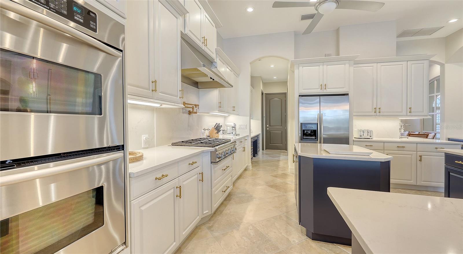 LAKEWOOD RANCH COUNTRY CLUB VILLAGE FF - Residential