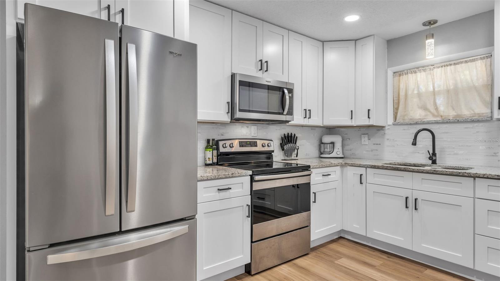 OAKLAND PARK OR A D GILLEYS - Residential