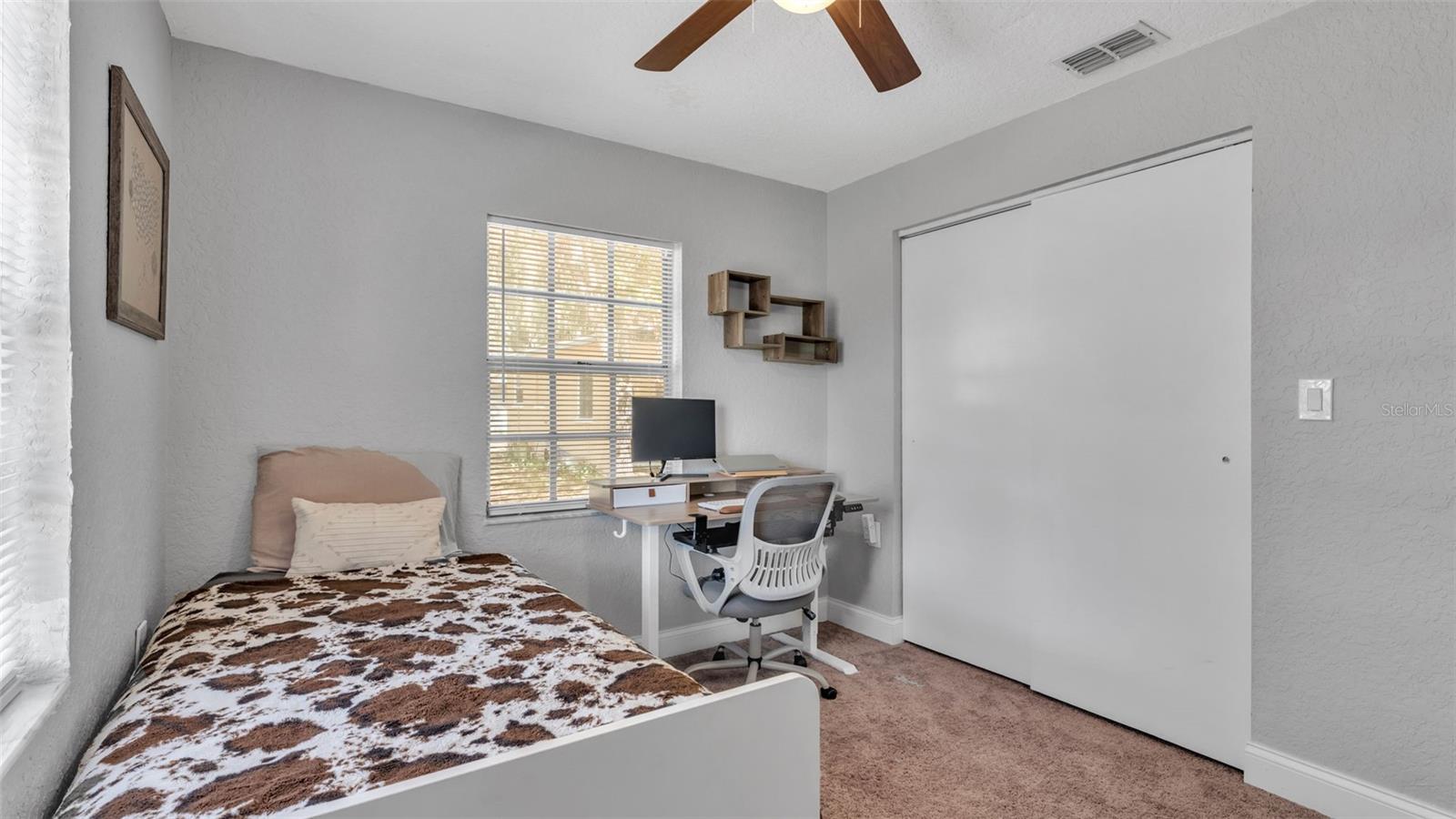 OAKLAND PARK OR A D GILLEYS - Residential