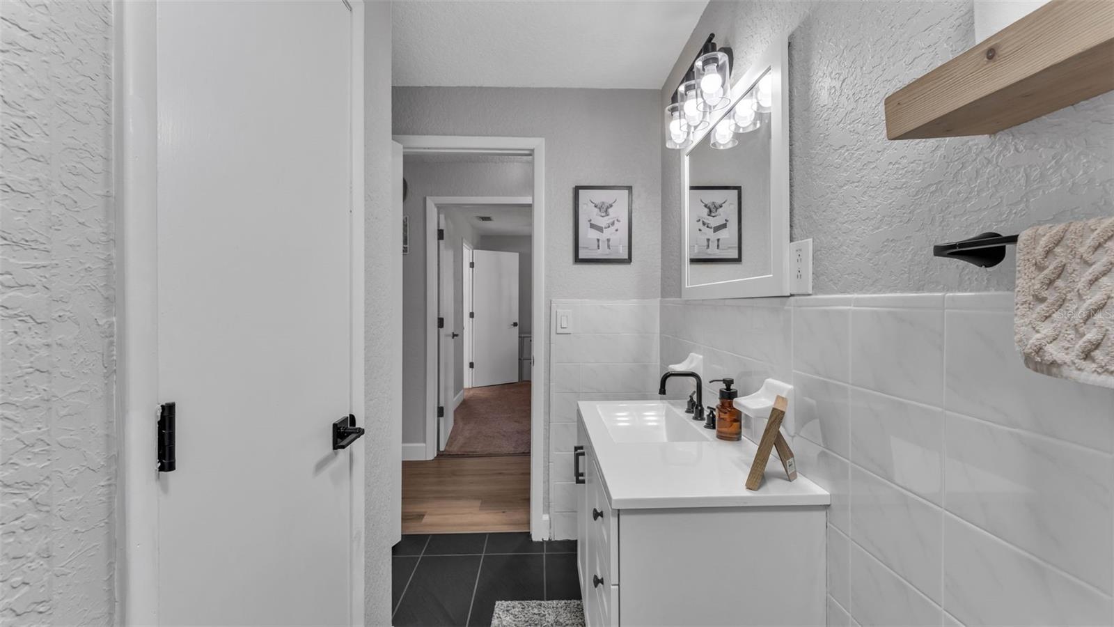 OAKLAND PARK OR A D GILLEYS - Residential