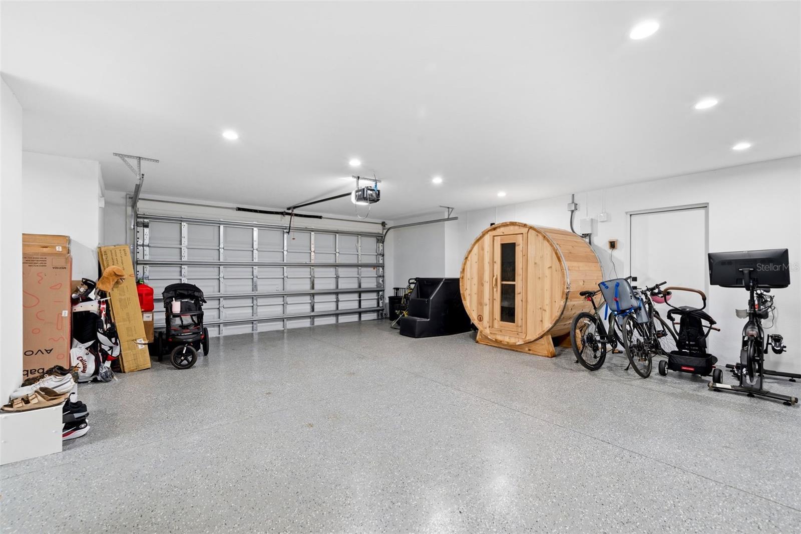 SHORE ACRES EDGEWATER SEC - Residential